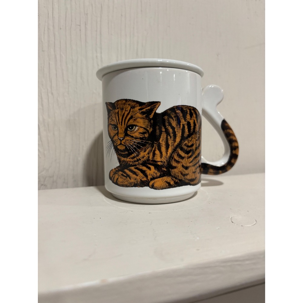 Vintage Ceramic Tabby Cat Mug with Lid and Tail Handle Paw Prints White Orange
